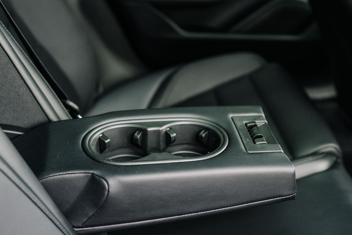 Porsche Taycan 4S 79KWH