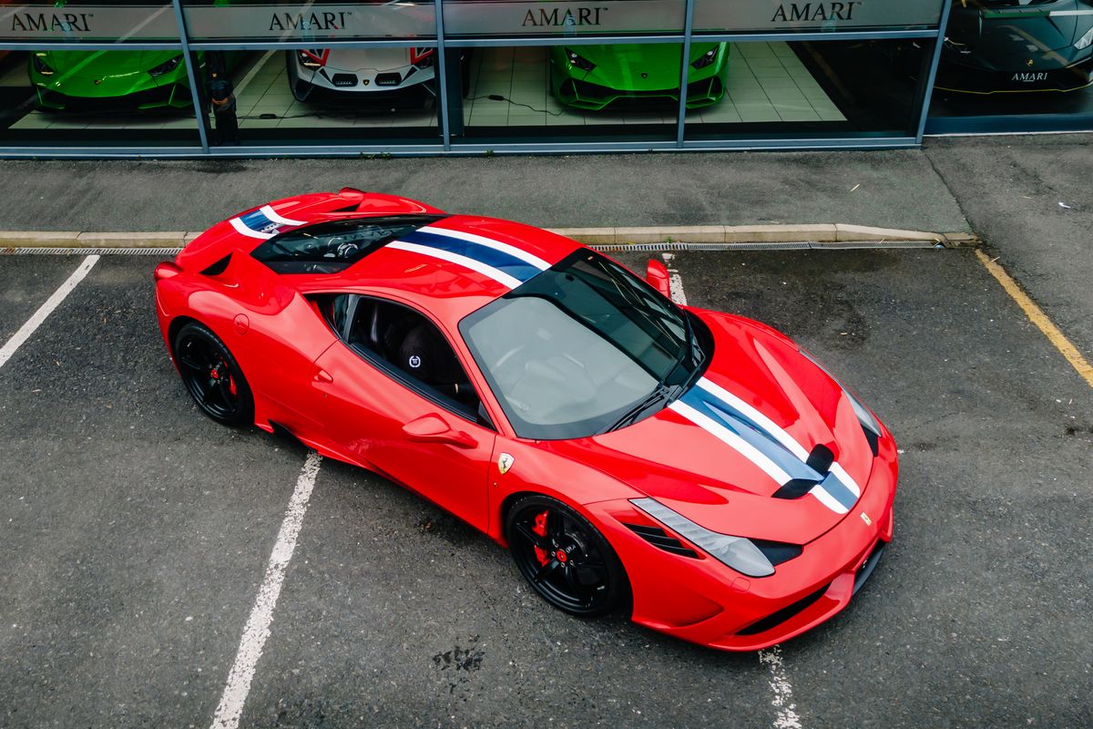 FERRARI 458 SPECIALE