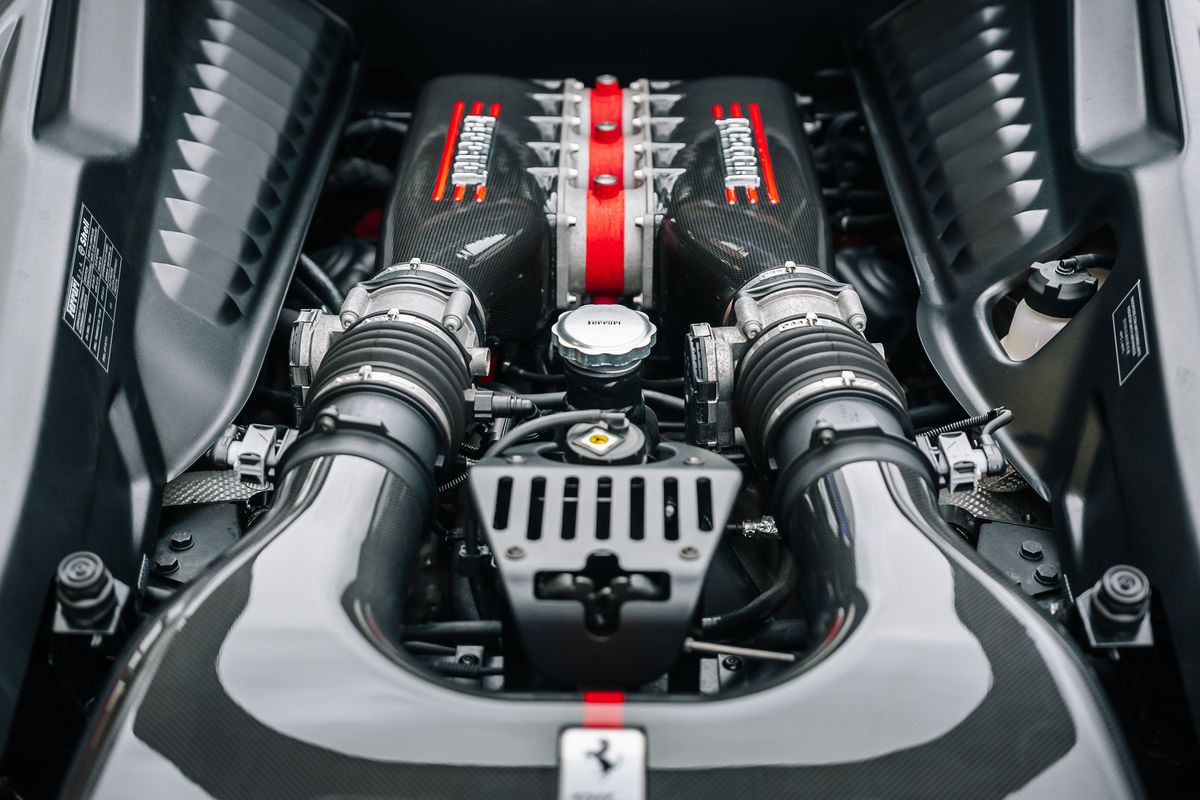 FERRARI 458 SPECIALE