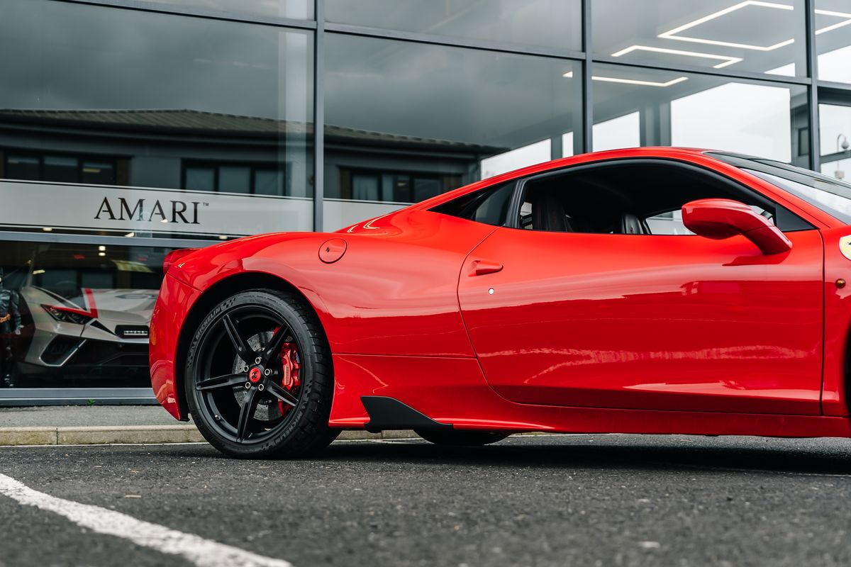 FERRARI 458 SPECIALE