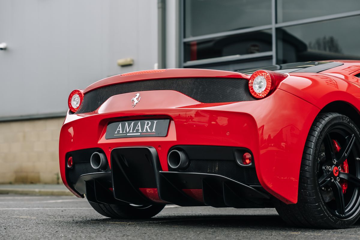 FERRARI 458 SPECIALE