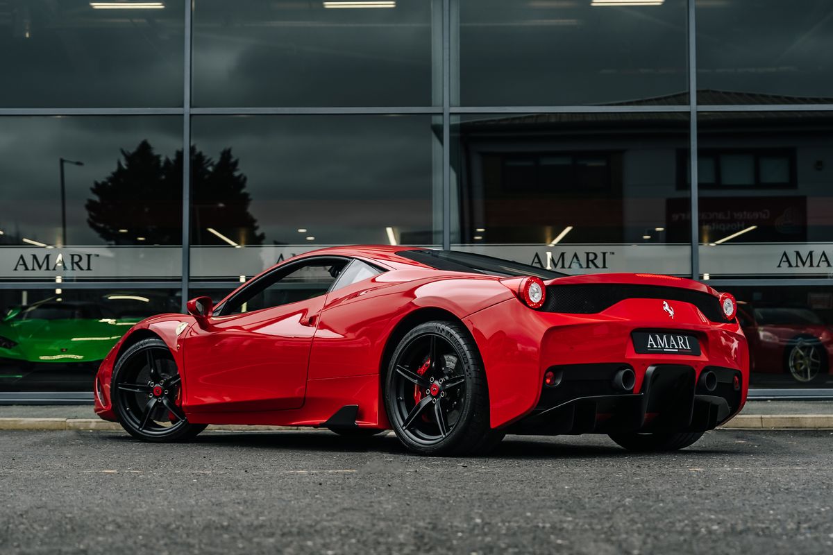 FERRARI 458 SPECIALE