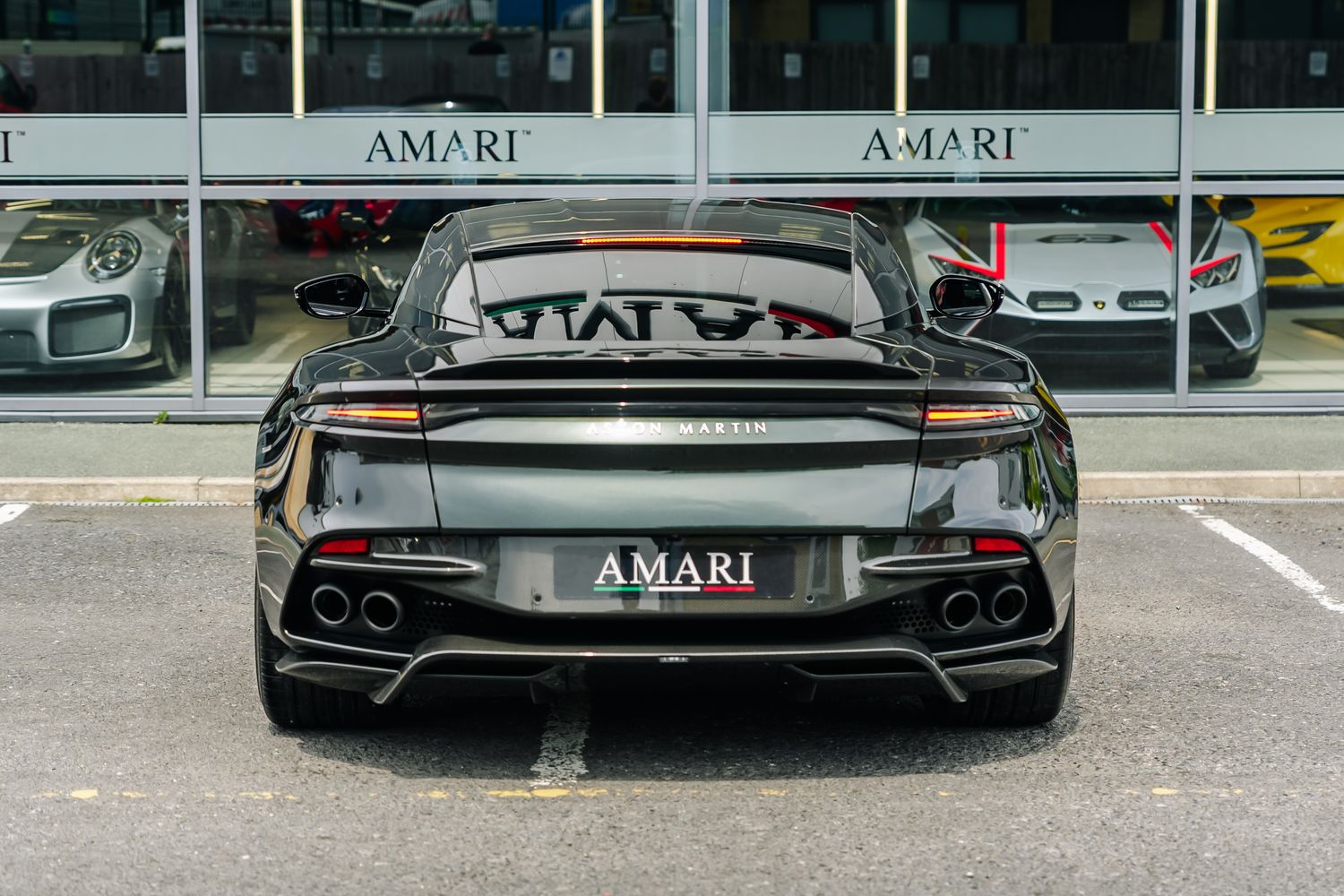 Aston Martin DBS Superleggera 770 Ultimate