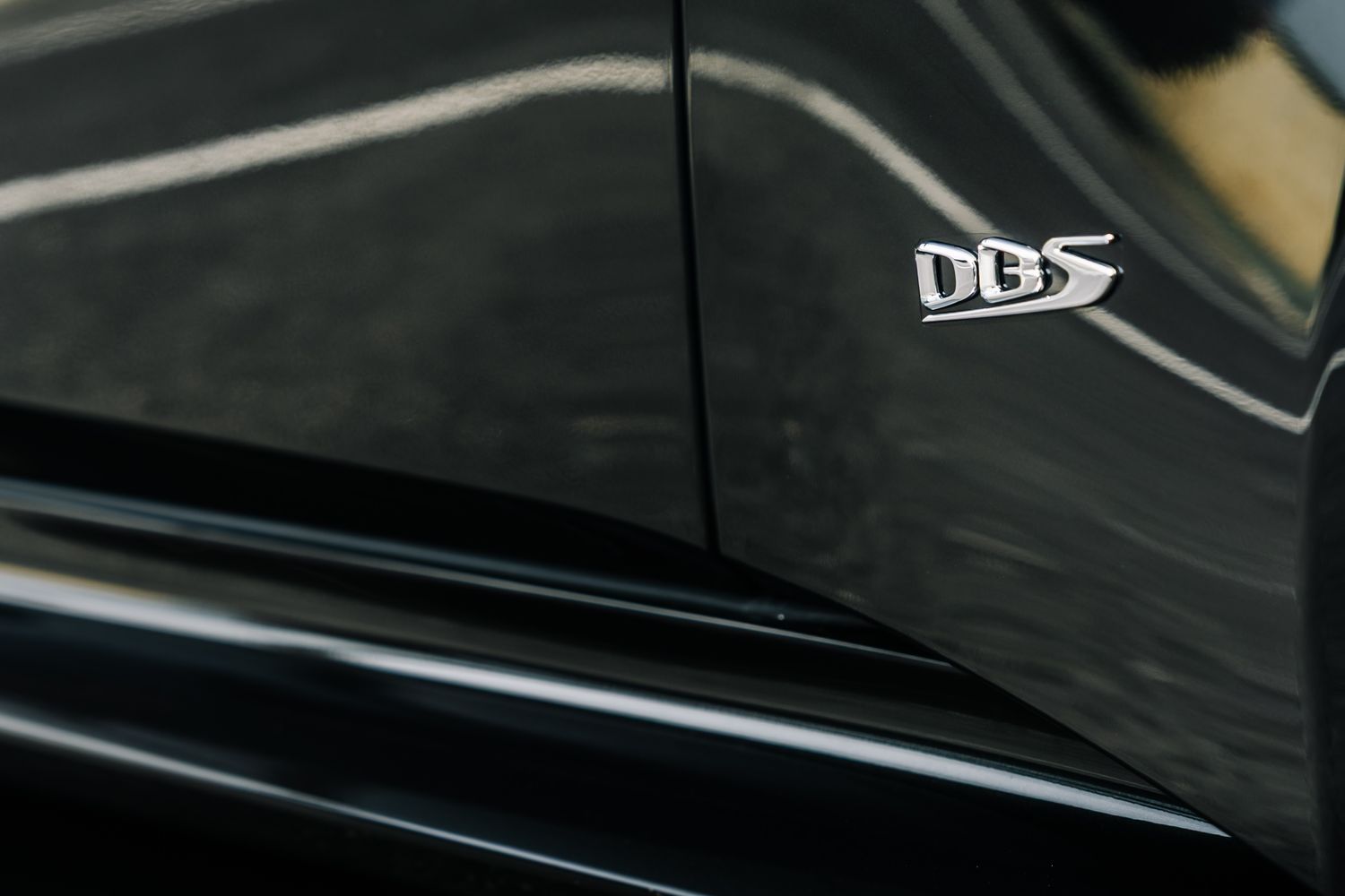 Aston Martin DBS Superleggera 770 Ultimate