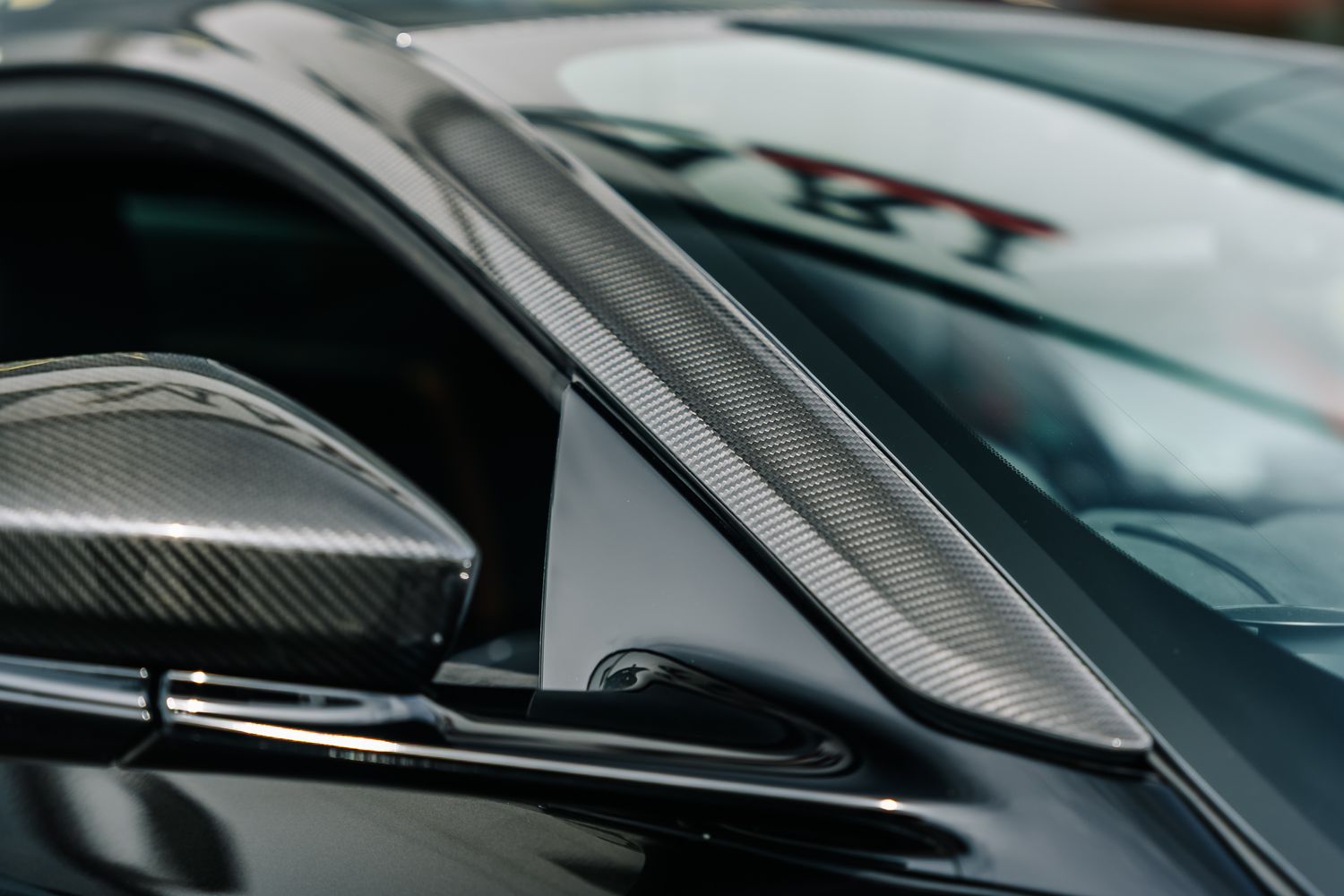 Aston Martin DBS Superleggera 770 Ultimate