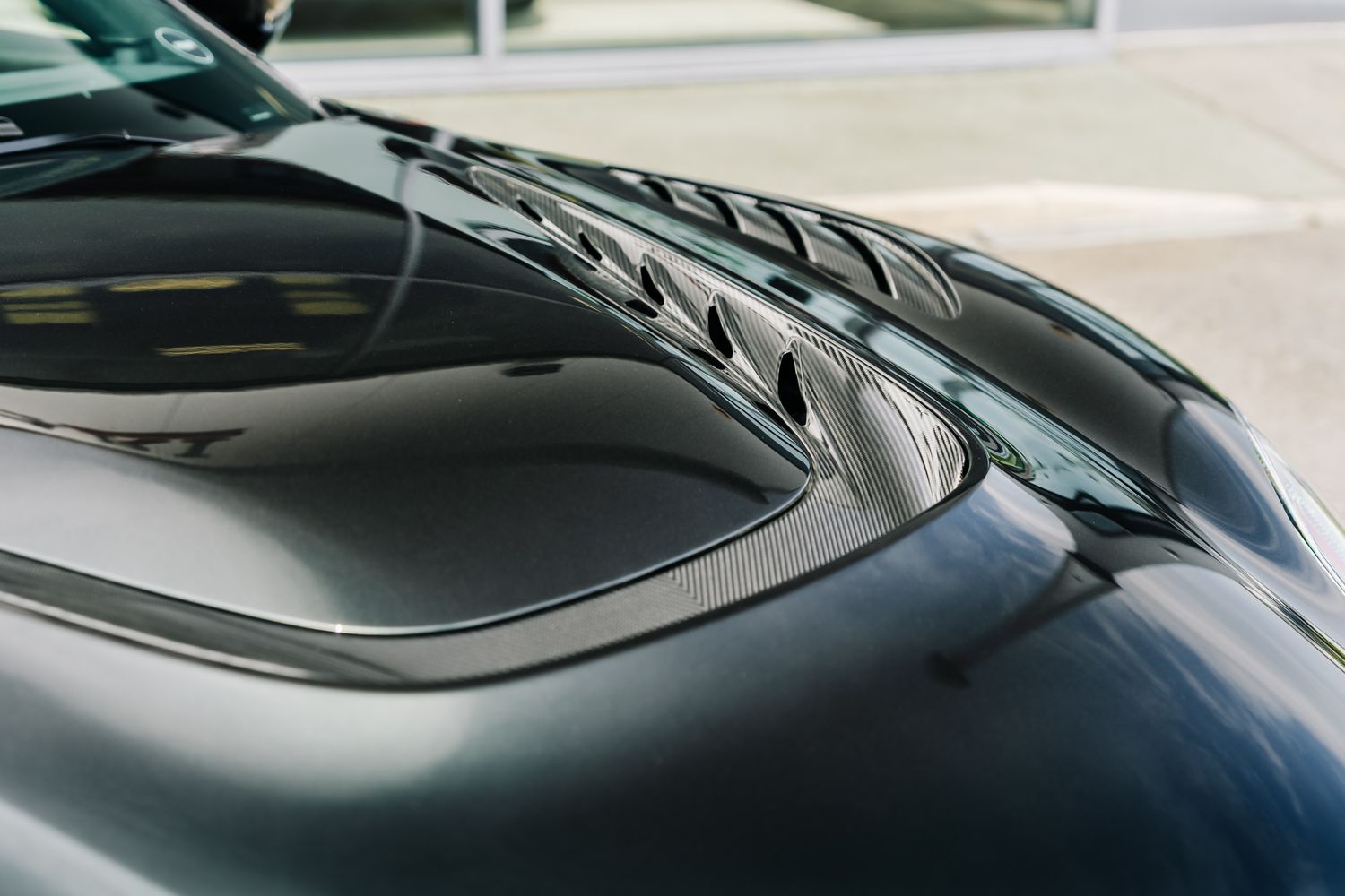 Aston Martin DBS Superleggera 770 Ultimate