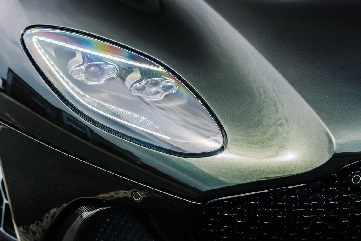 Aston Martin DBS Superleggera 770 Ultimate