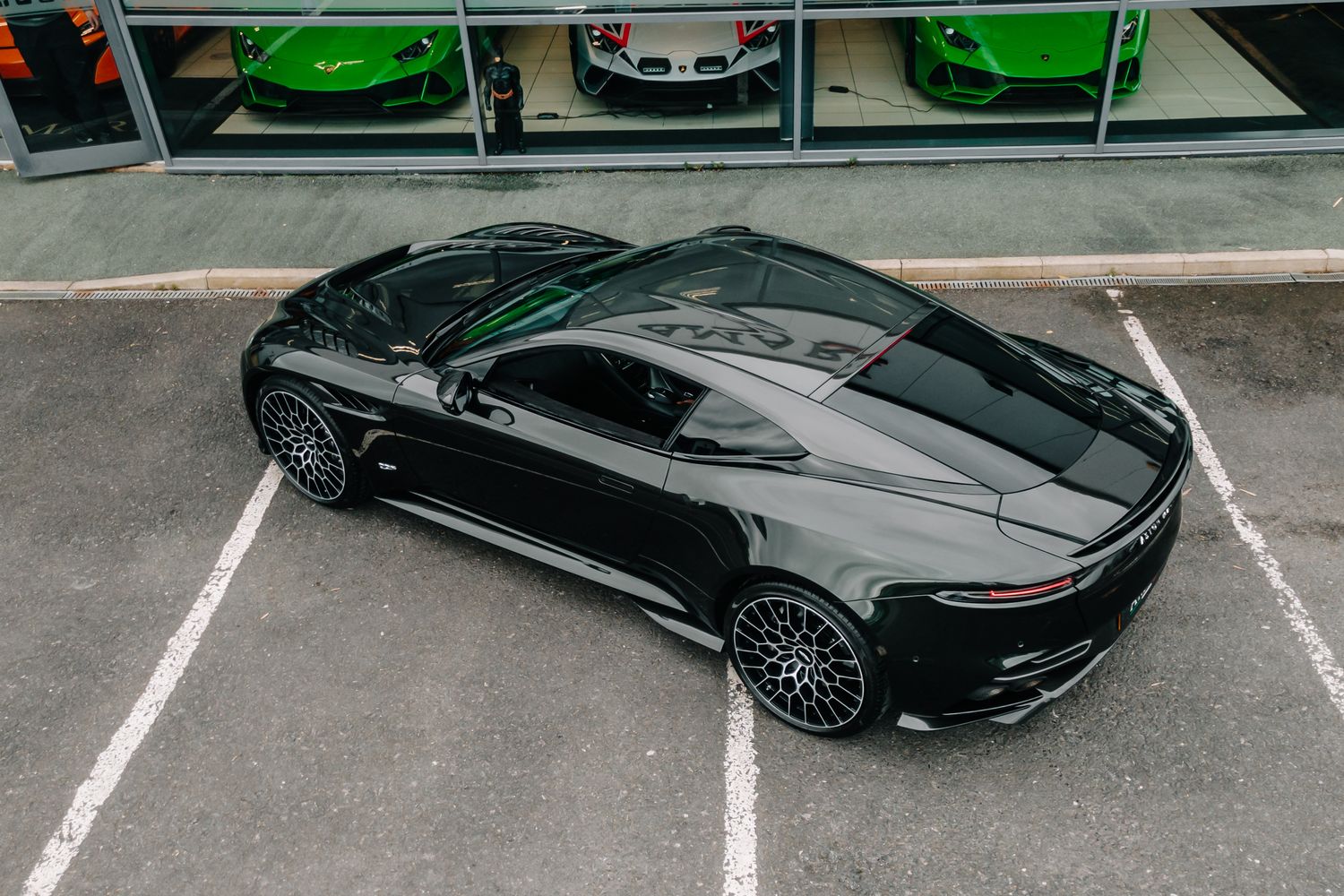 Aston Martin DBS Superleggera 770 Ultimate
