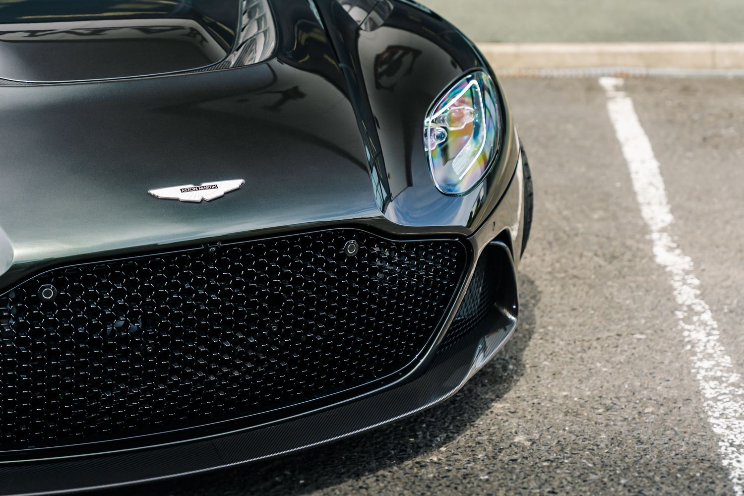 Aston Martin DBS Superleggera 770 Ultimate