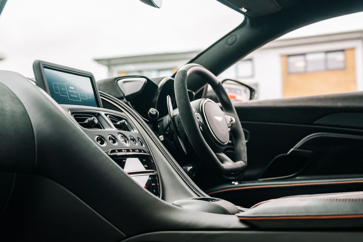 Aston Martin DBS Superleggera 770 Ultimate