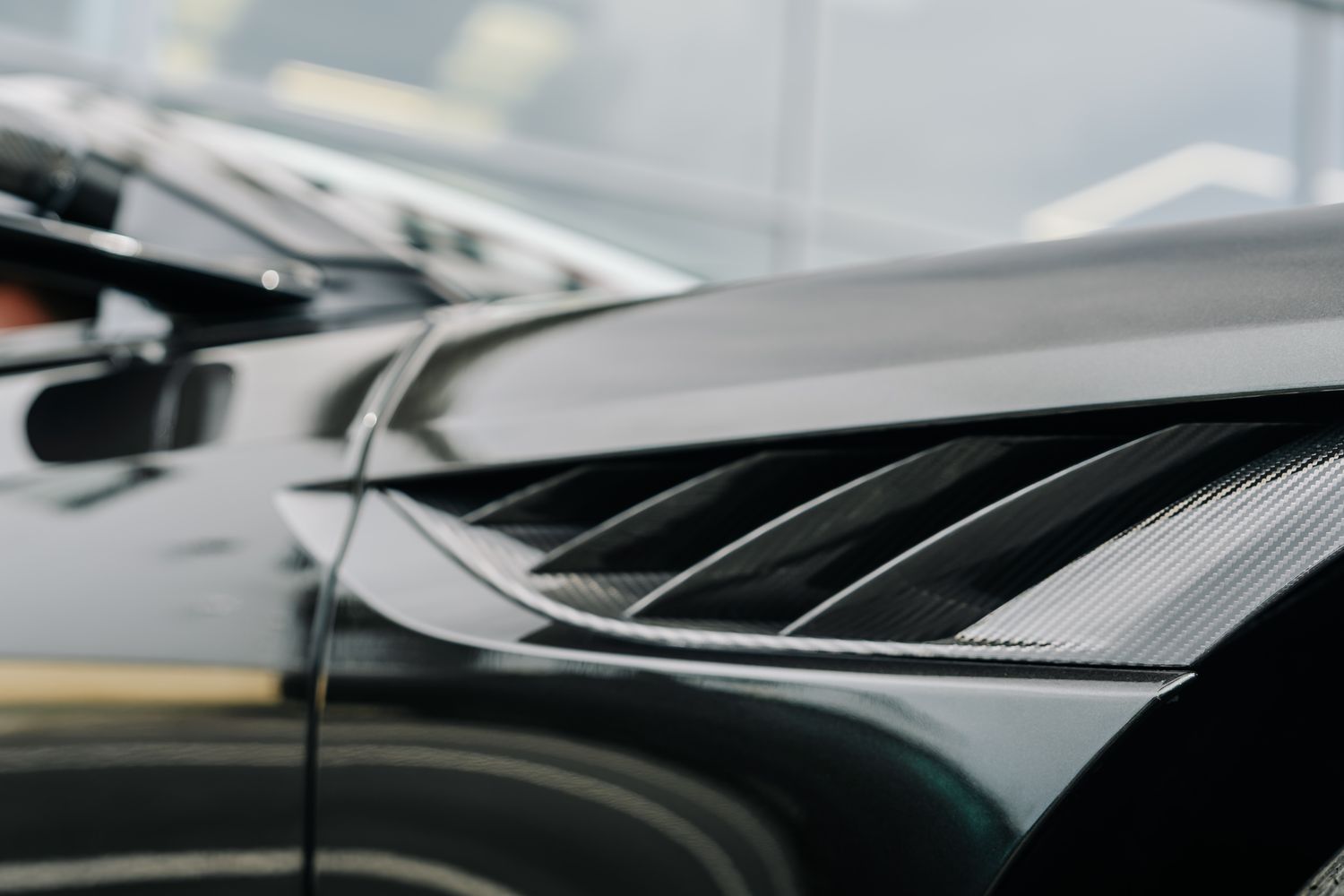 Aston Martin DBS Superleggera 770 Ultimate