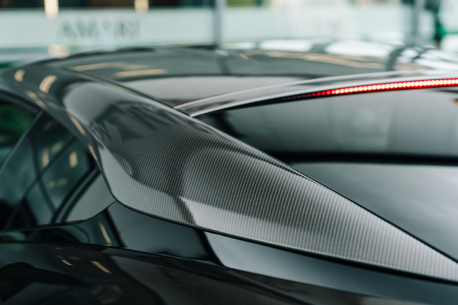 Aston Martin DBS Superleggera 770 Ultimate