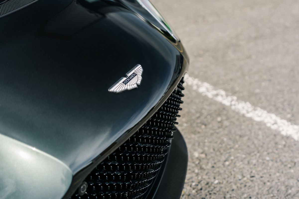 Aston Martin DBS Superleggera 770 Ultimate