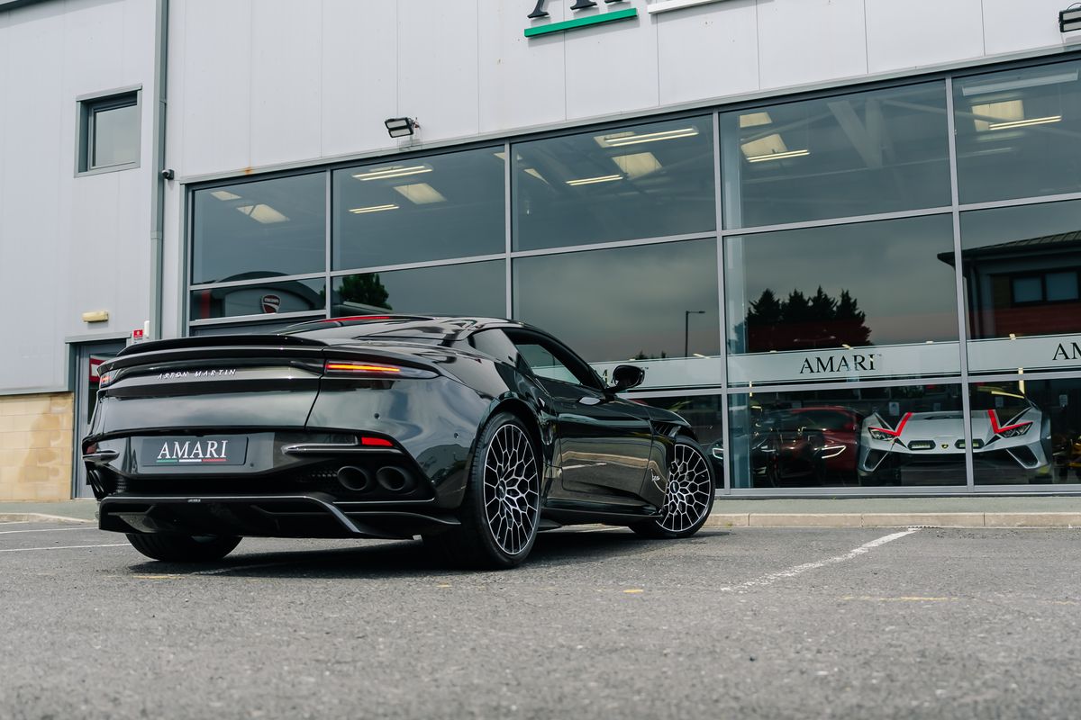Aston Martin DBS Superleggera 770 Ultimate