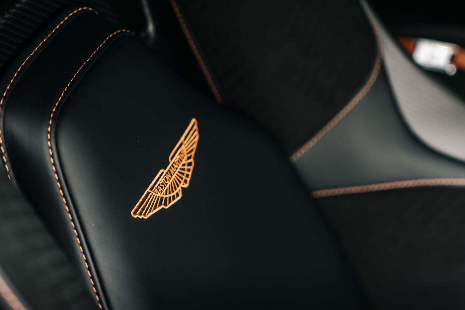 Aston Martin DBS Superleggera 770 Ultimate