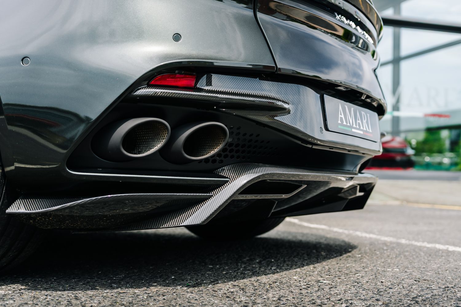 Aston Martin DBS Superleggera 770 Ultimate