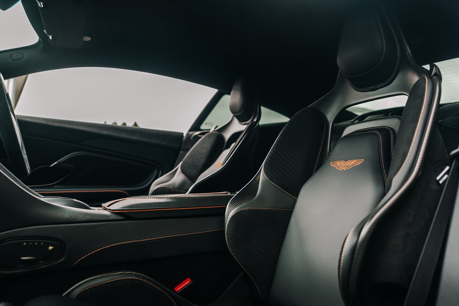 Aston Martin DBS Superleggera 770 Ultimate