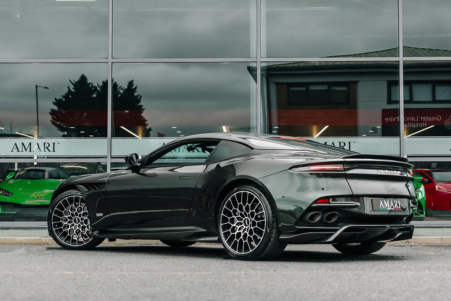 Aston Martin DBS Superleggera 770 Ultimate