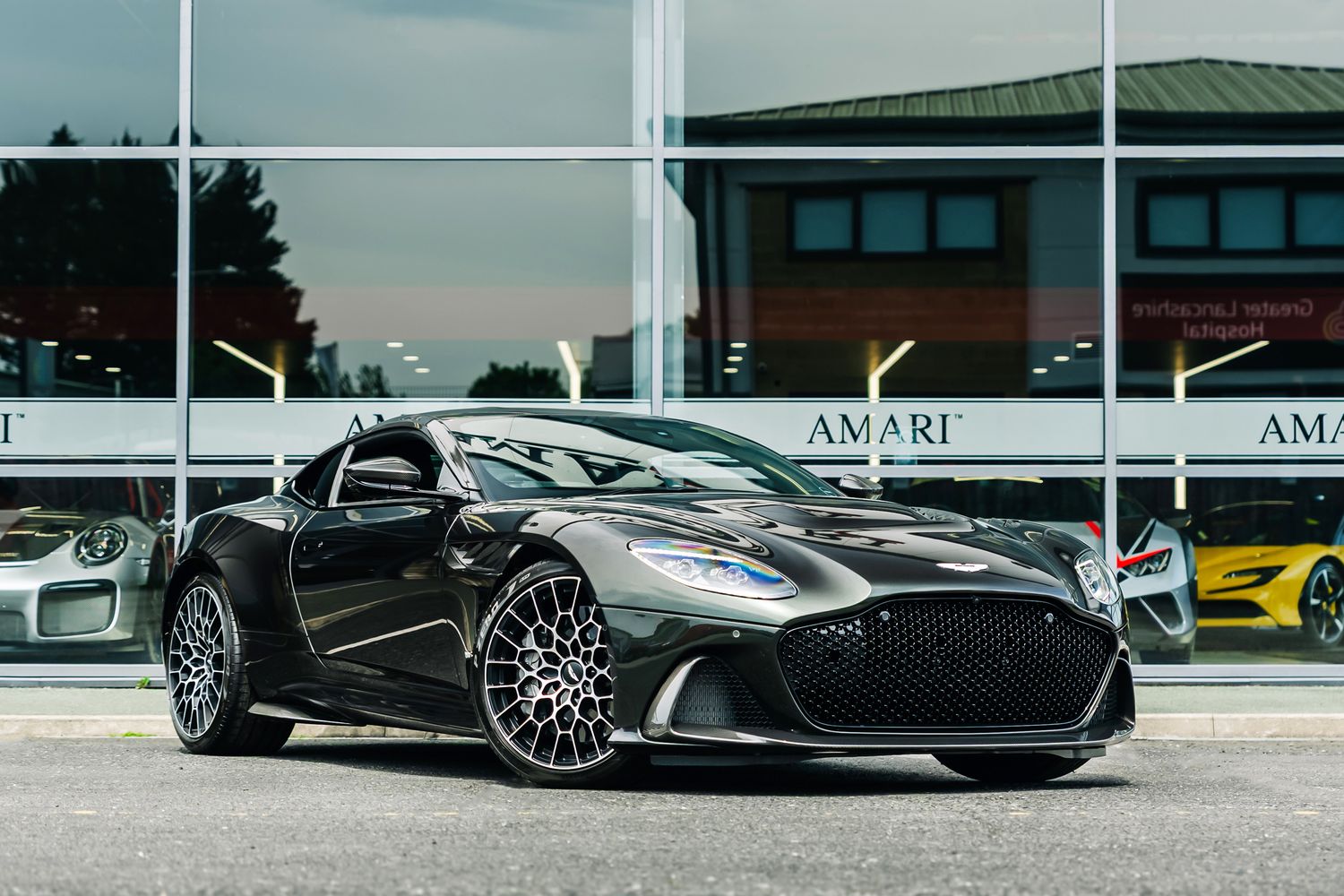 Aston Martin DBS Superleggera 770 Ultimate
