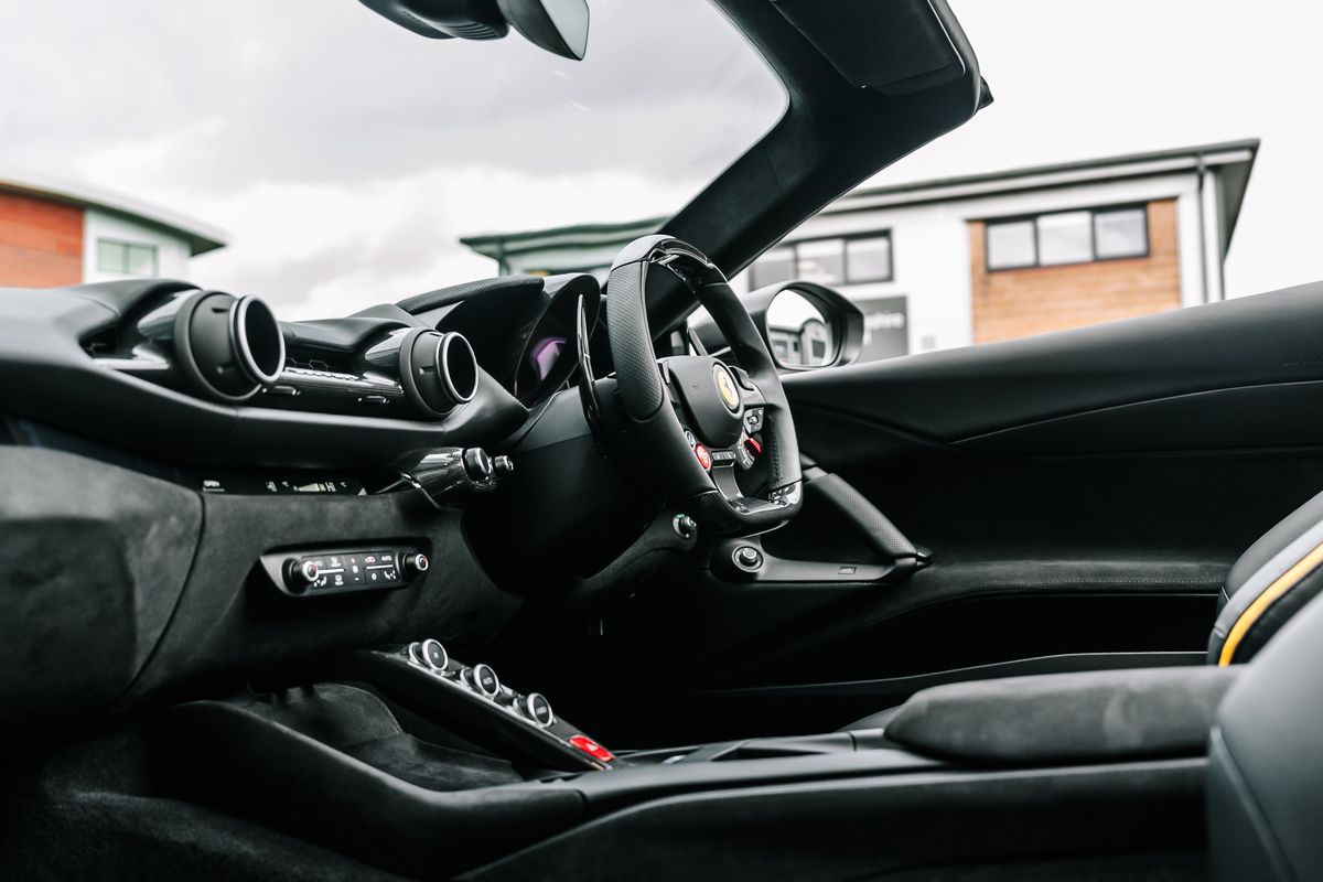 Ferrari 812 GTS