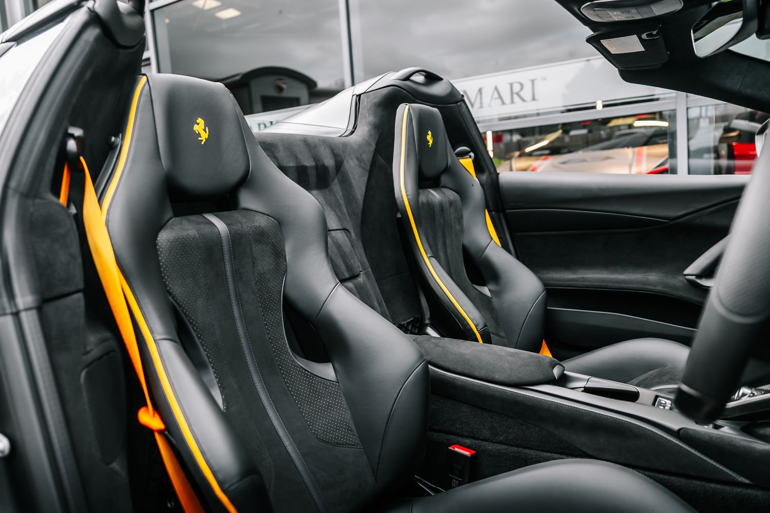 Ferrari 812 GTS