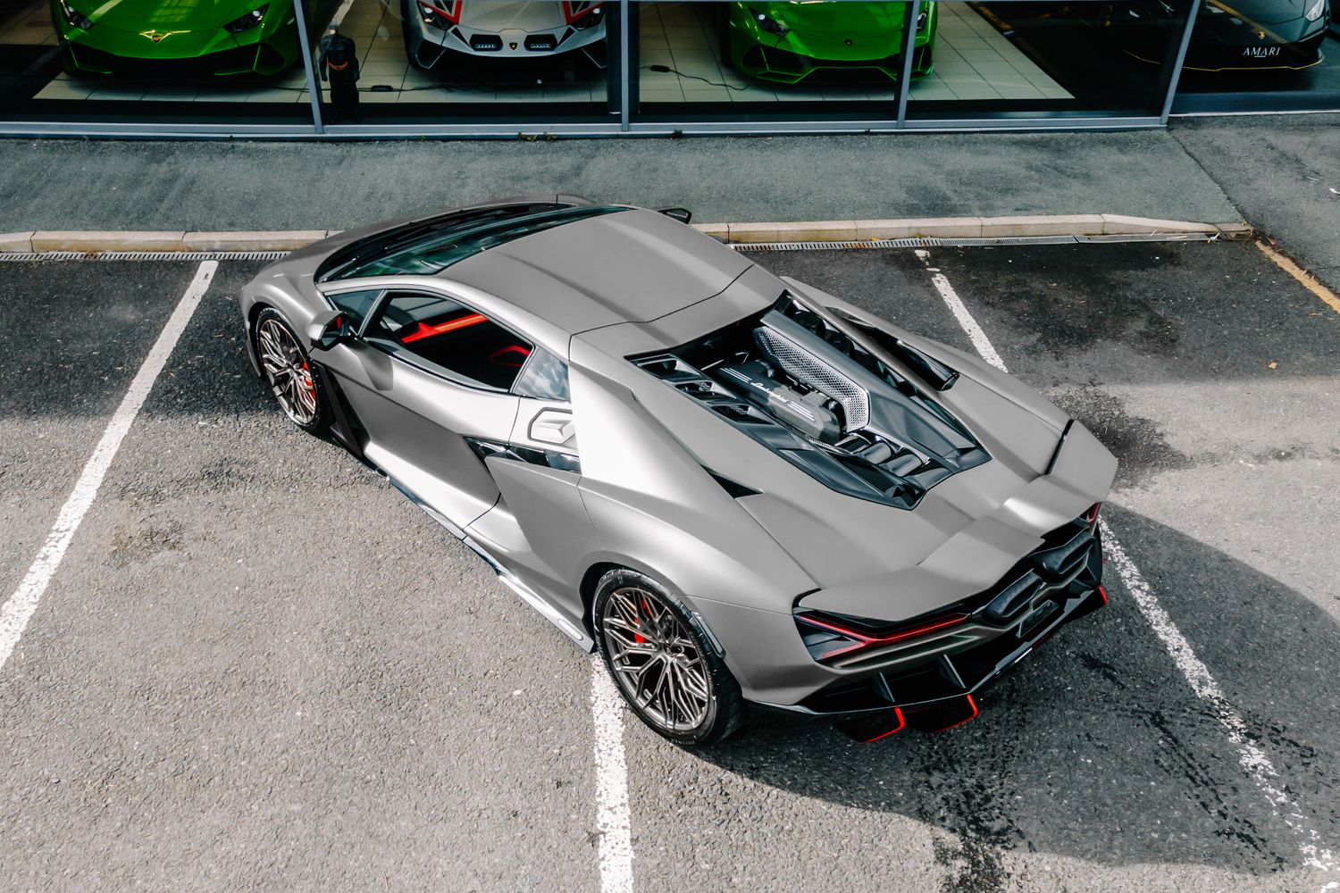 Lamborghini Revuelto