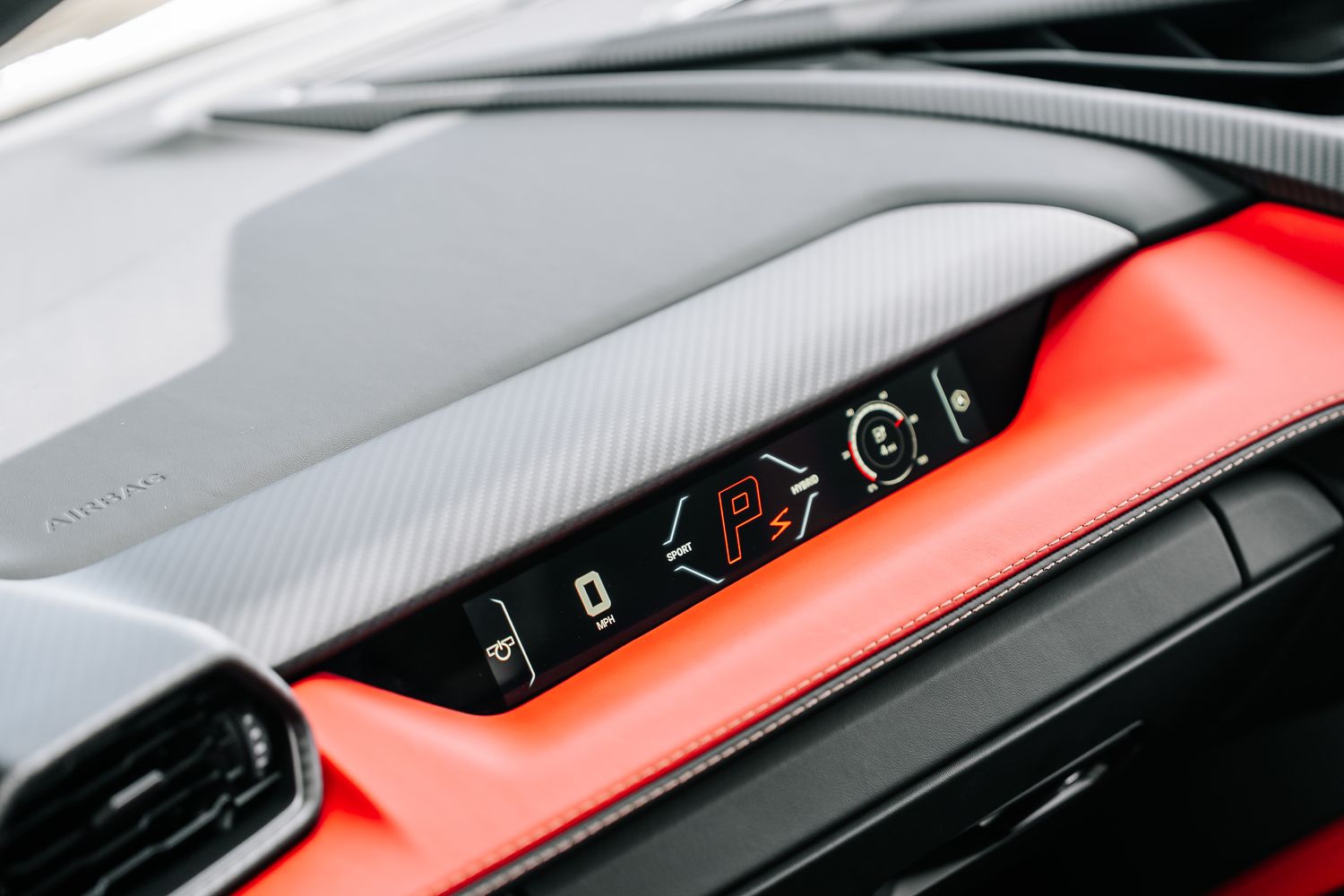 Lamborghini Revuelto