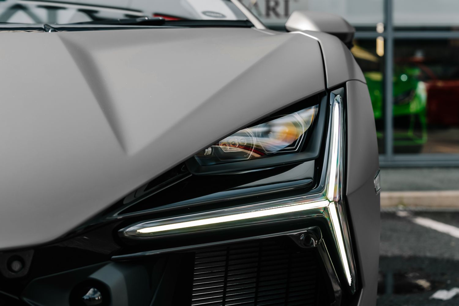 Lamborghini Revuelto