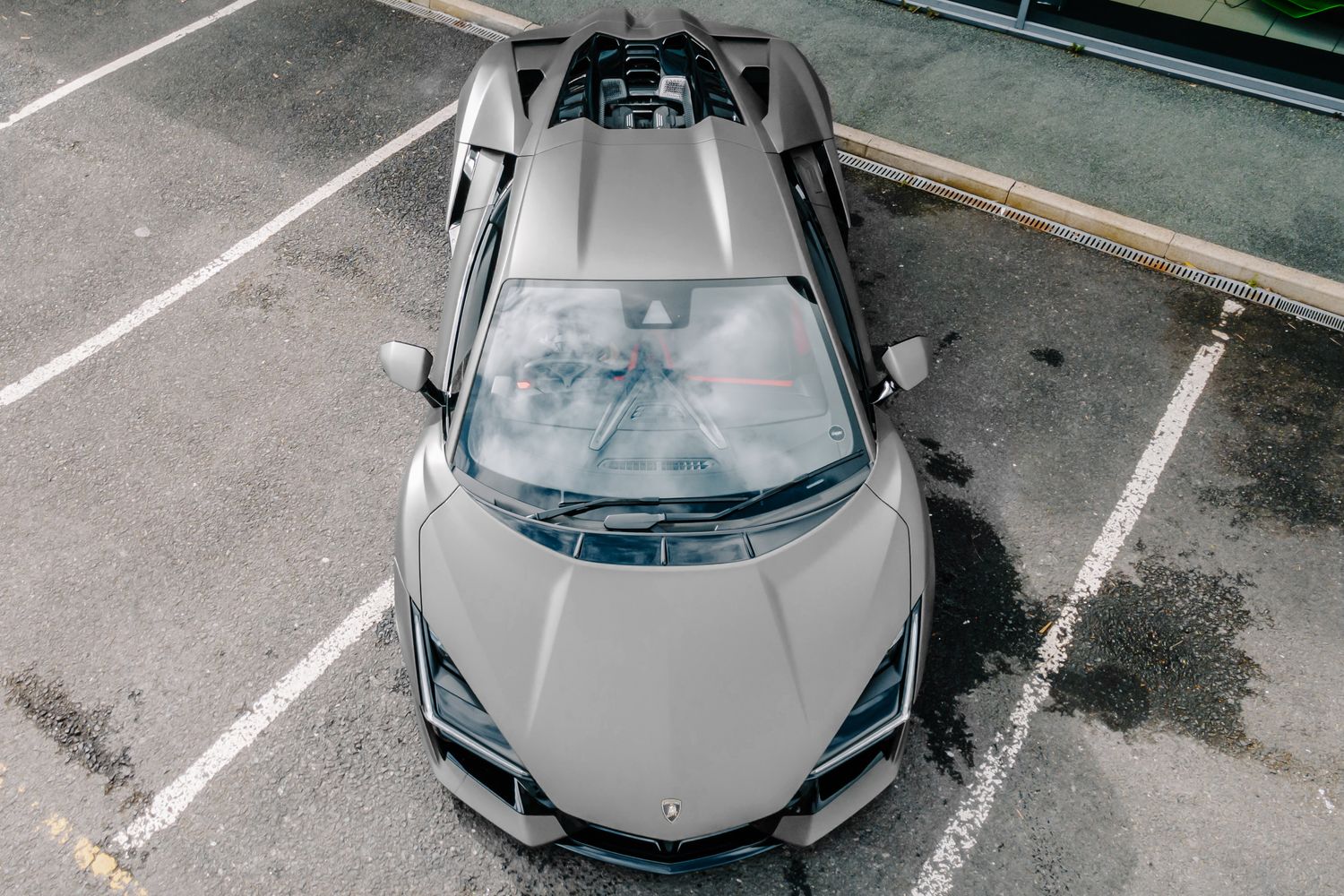 Lamborghini Revuelto
