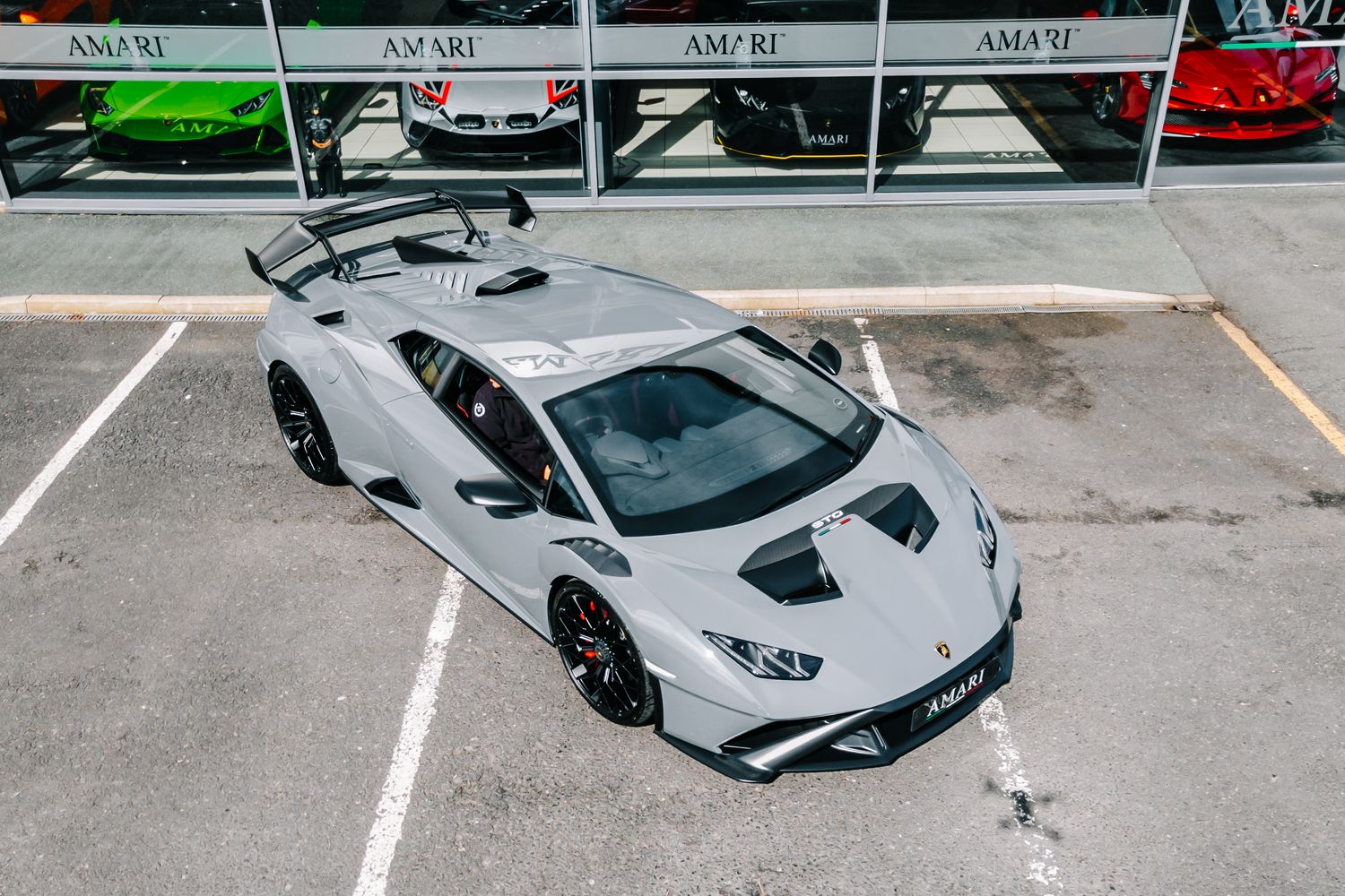 Lamborghini Huracan STO