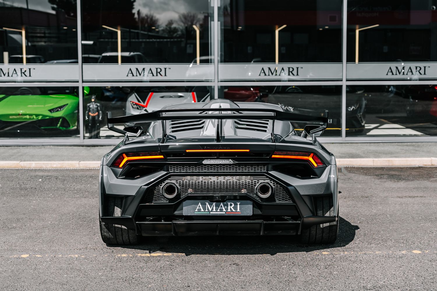 Lamborghini Huracan STO