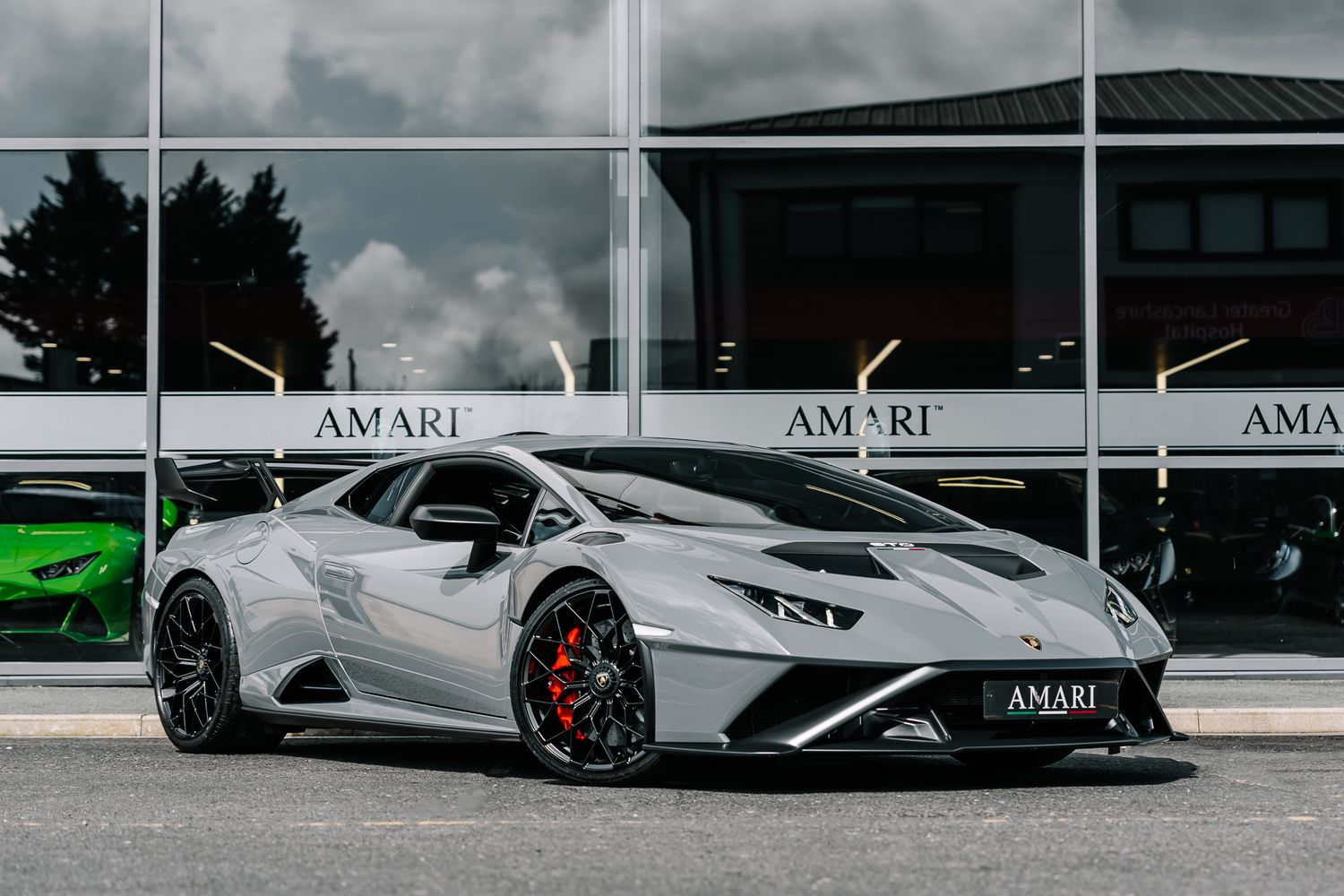 Lamborghini Huracan STO