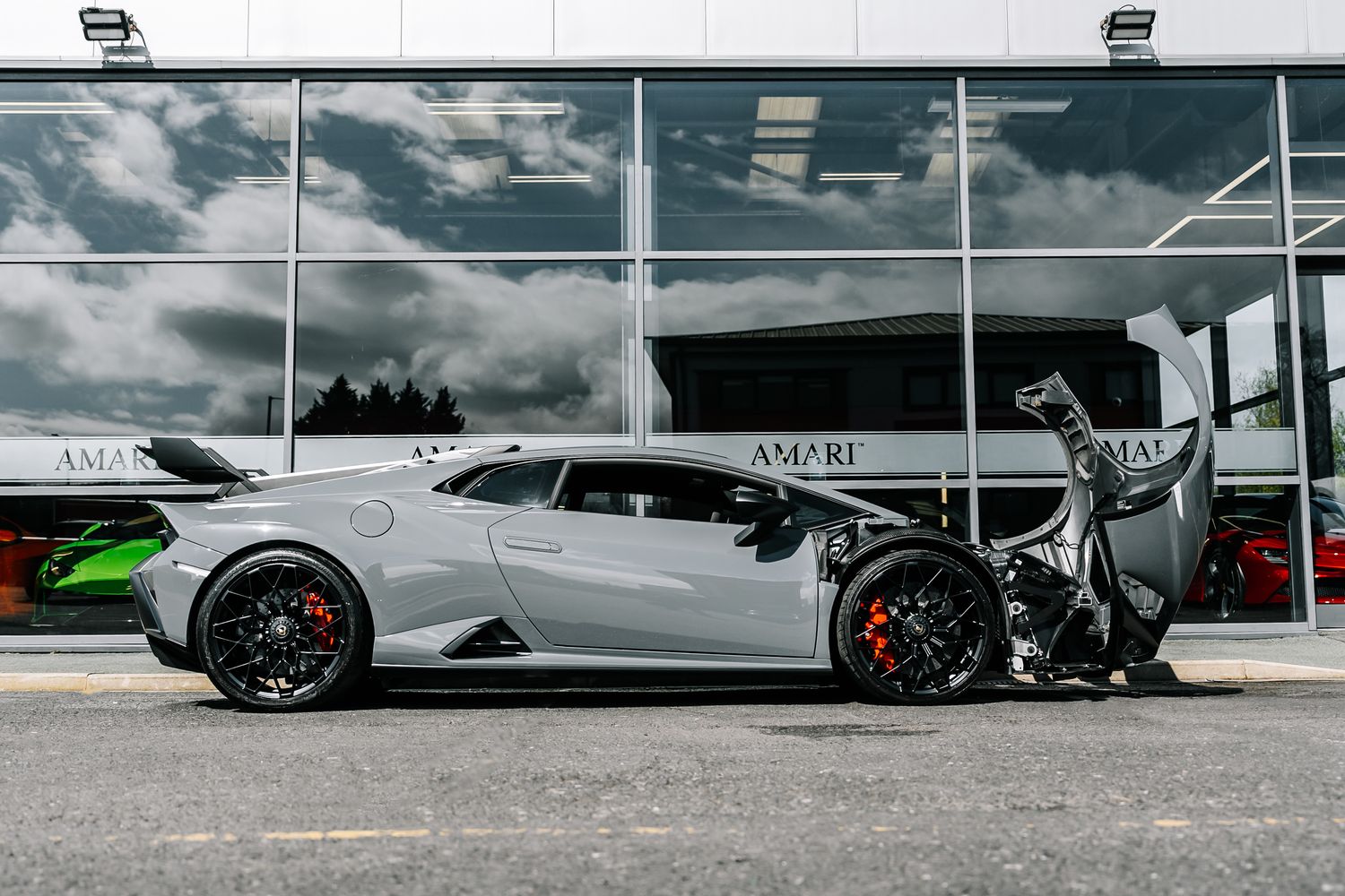 Lamborghini Huracan STO