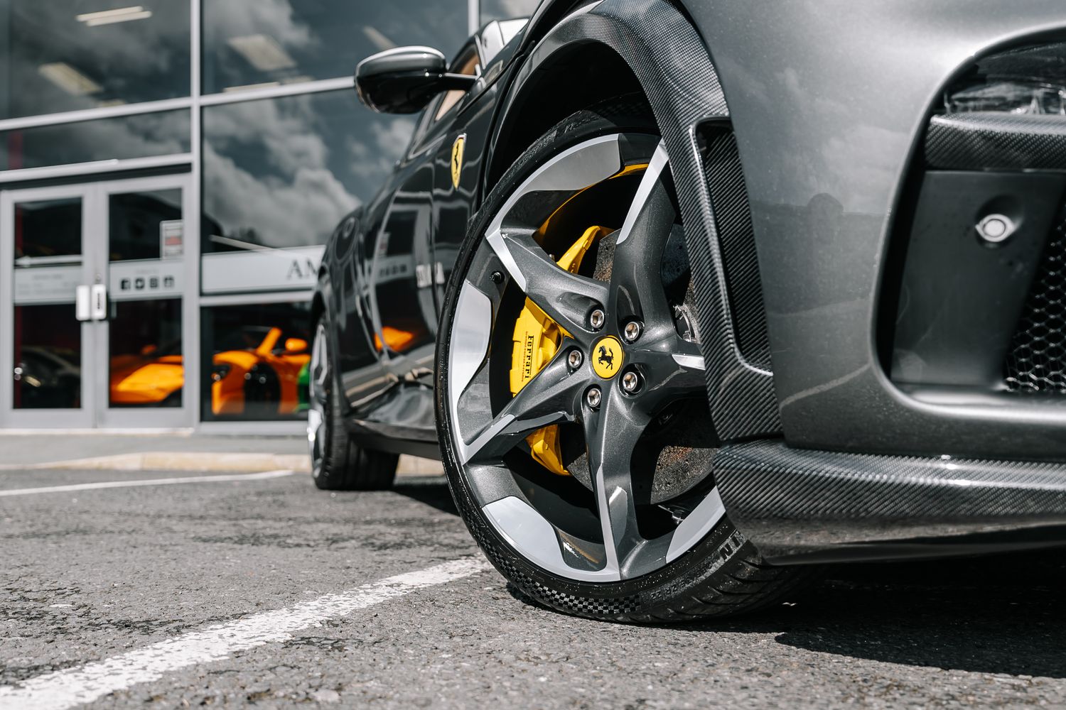 Ferrari Purosangue 6.5 V12