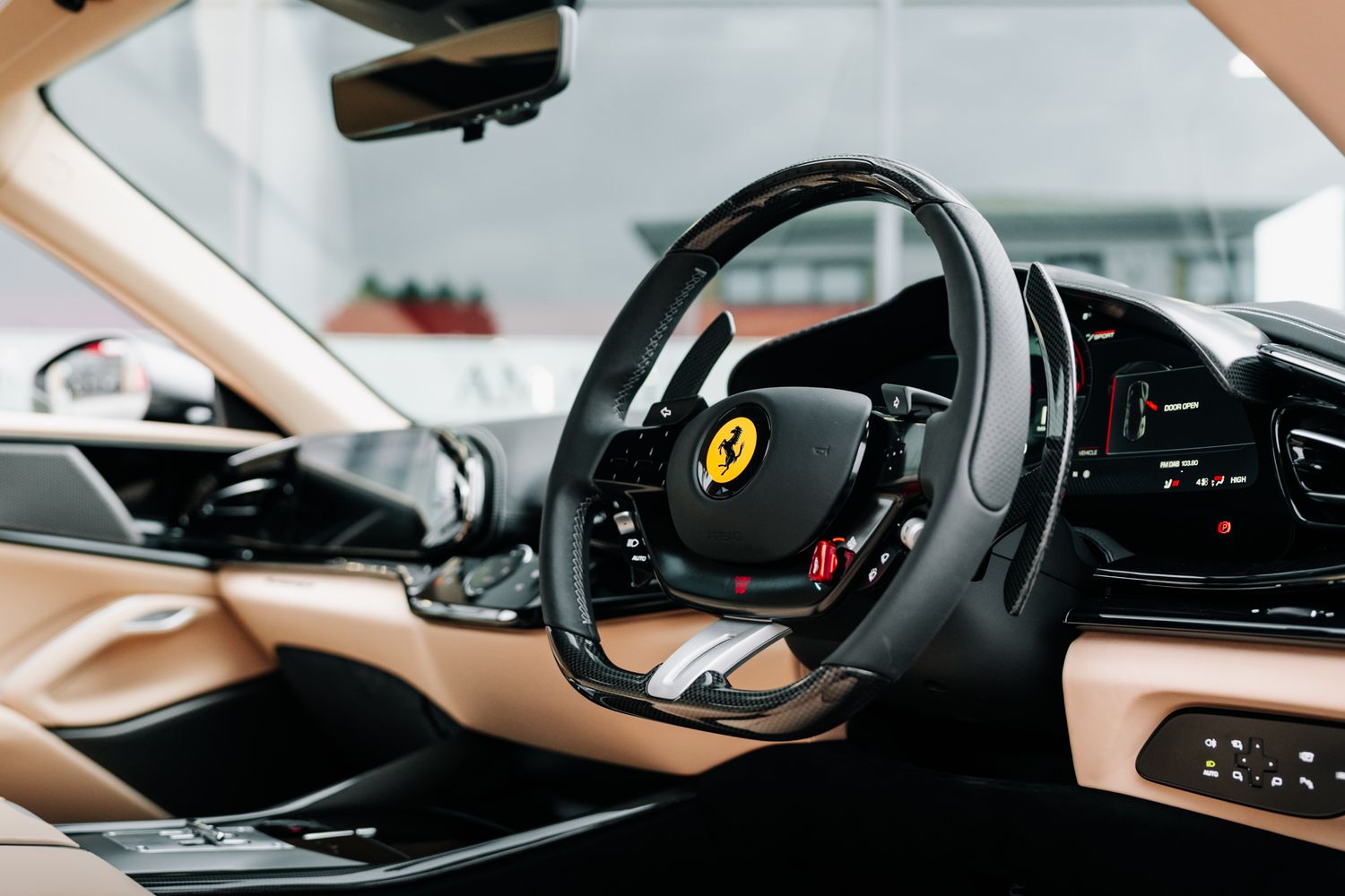 Ferrari Purosangue 6.5 V12