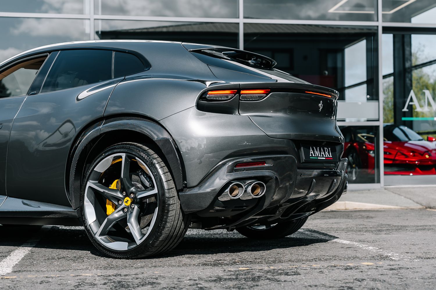 Ferrari Purosangue 6.5 V12