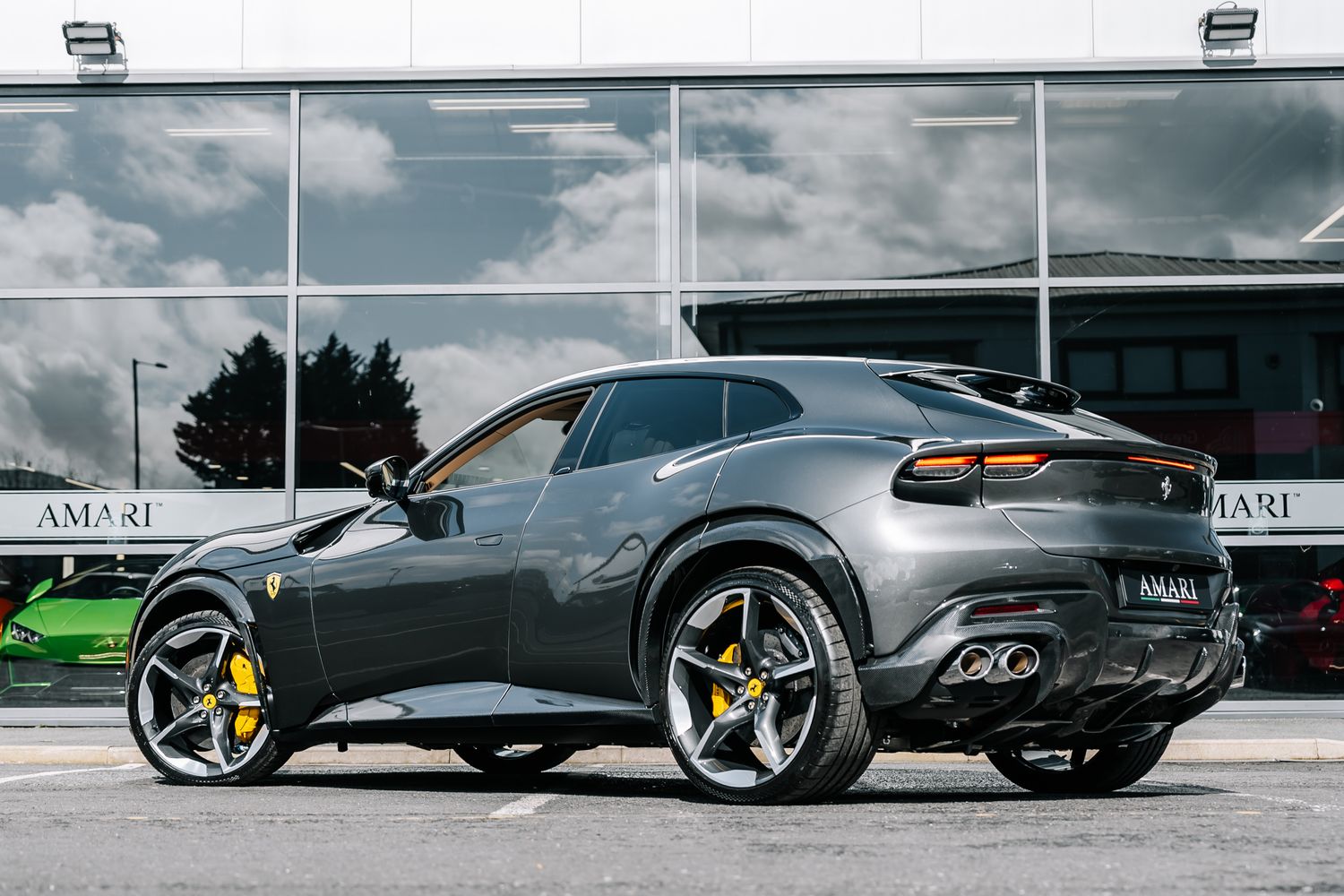 Ferrari Purosangue 6.5 V12