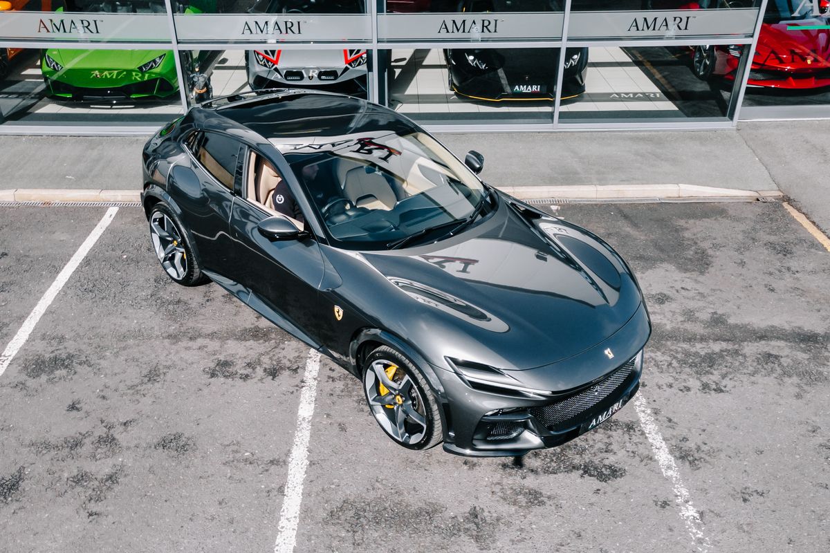 Ferrari Purosangue 6.5 V12