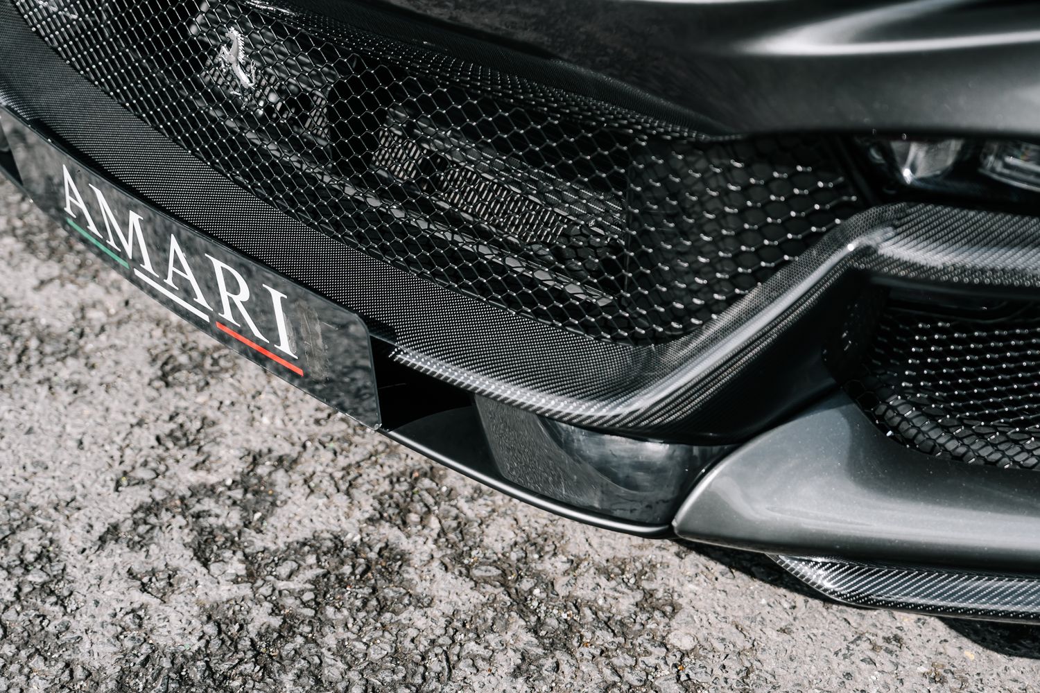 Ferrari Purosangue 6.5 V12