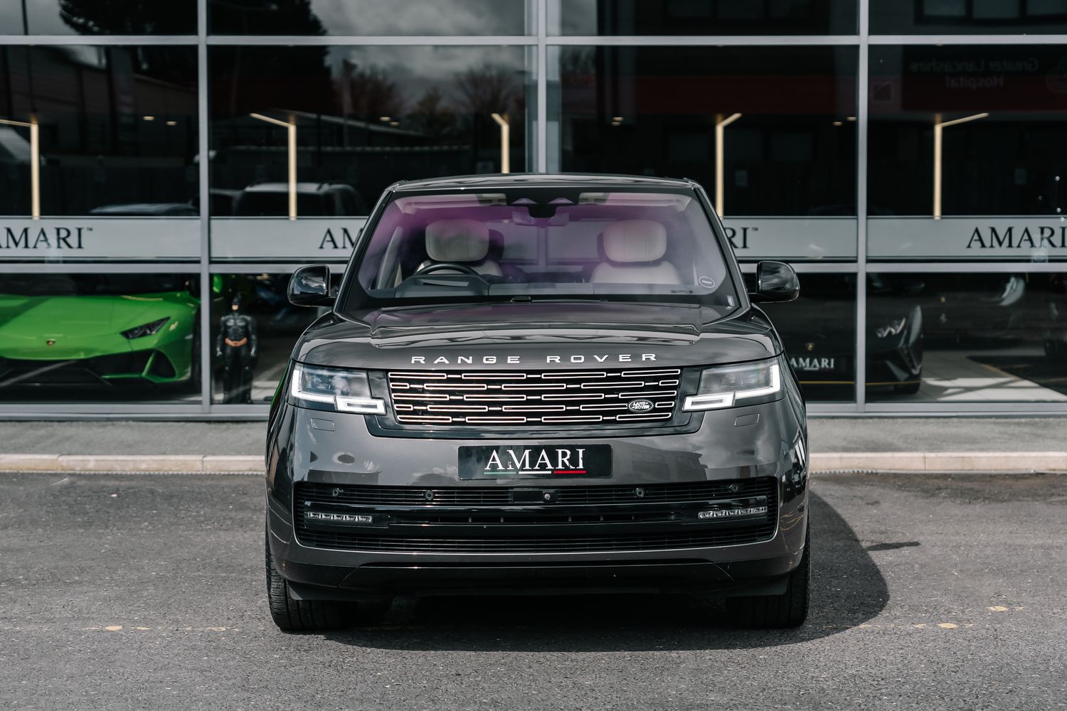 Land Rover Range Rover First Edition 4.4 P530 V8
