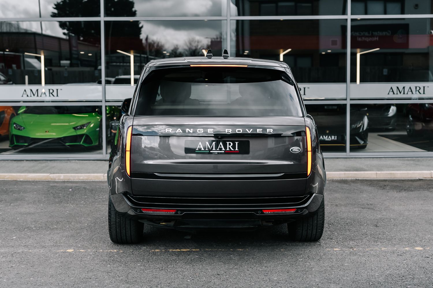 Land Rover Range Rover First Edition 4.4 P530 V8