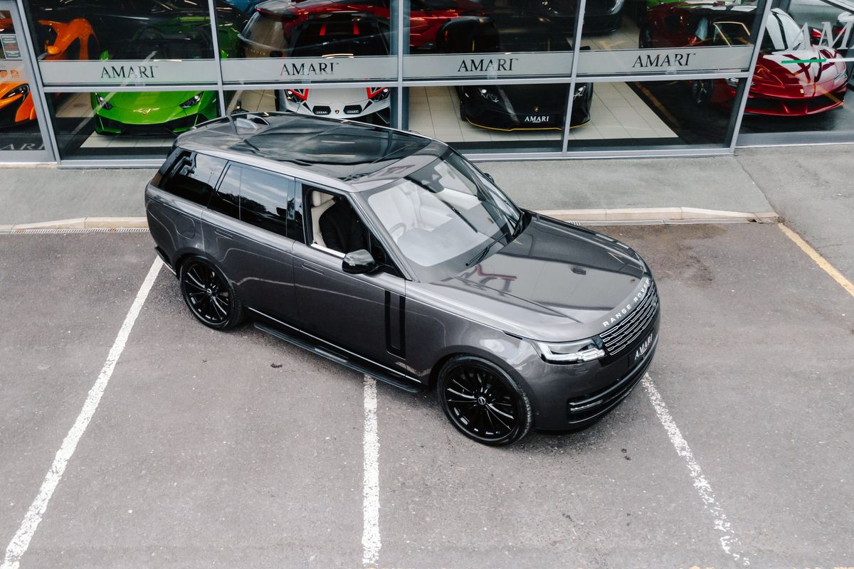 Land Rover Range Rover First Edition 4.4 P530 V8