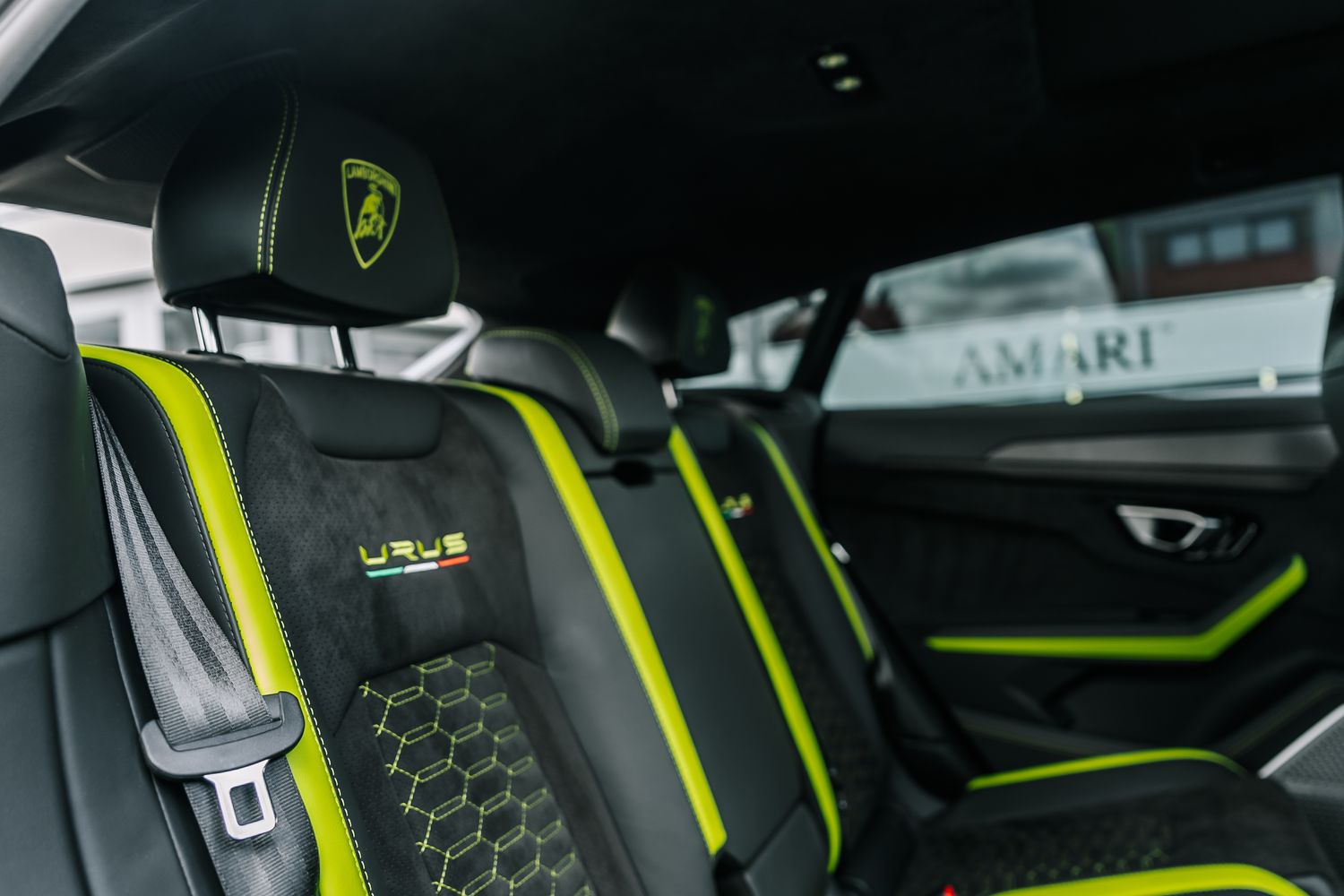Lamborghini Urus Graphite Capsule