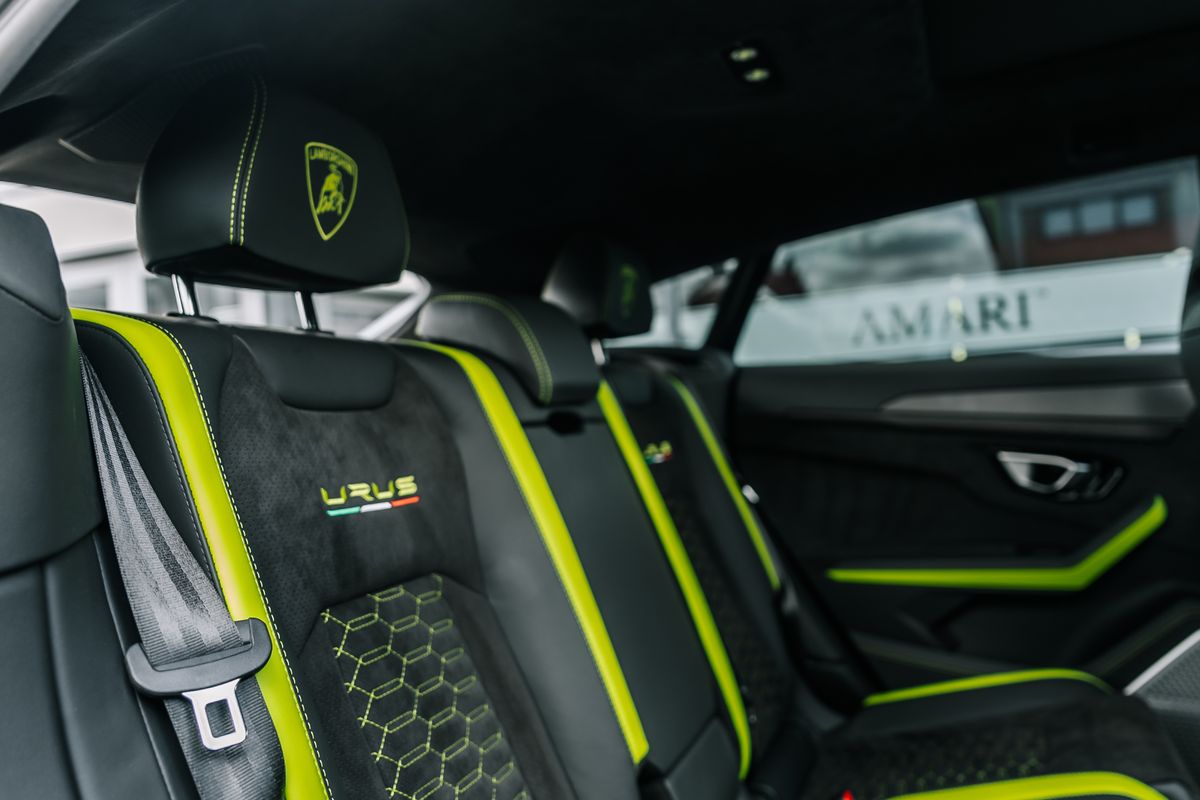 Lamborghini Urus Graphite Capsule