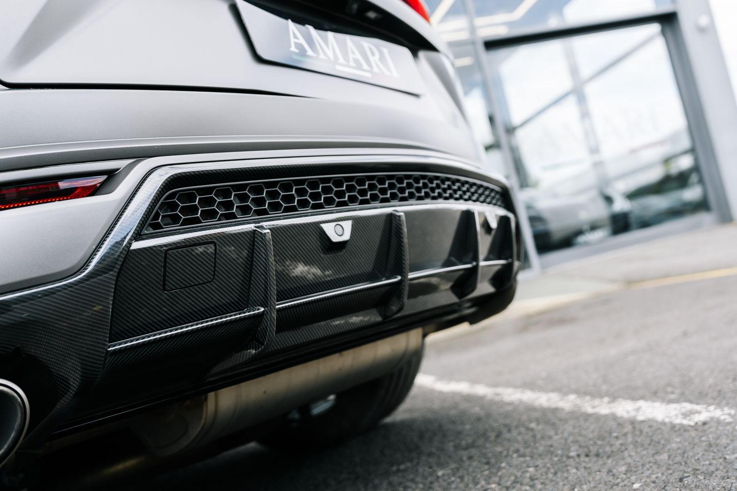 Lamborghini Urus Graphite Capsule