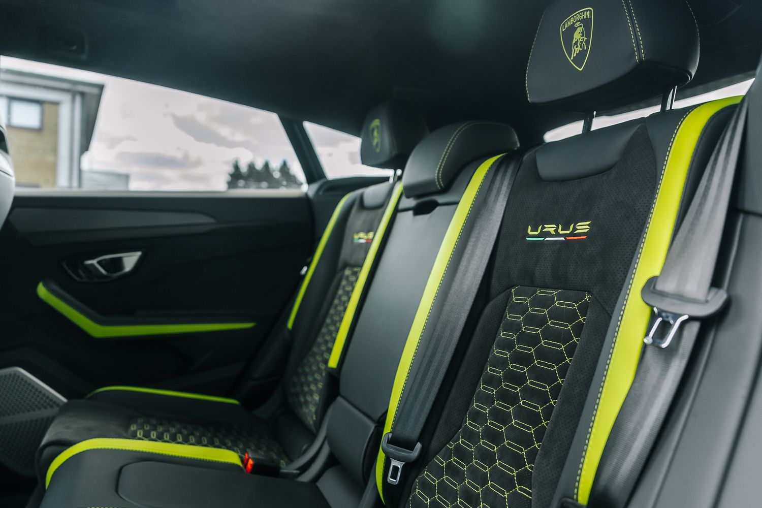 Lamborghini Urus Graphite Capsule
