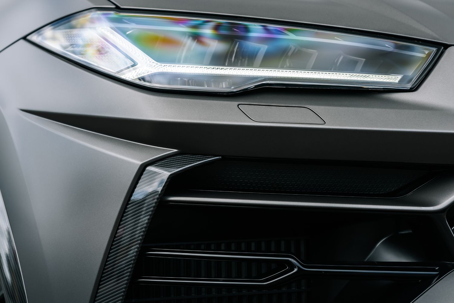 Lamborghini Urus Graphite Capsule