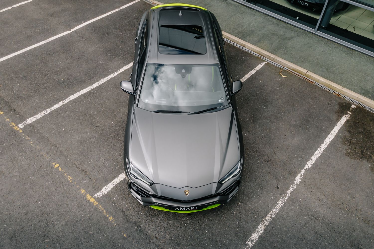 Lamborghini Urus Graphite Capsule