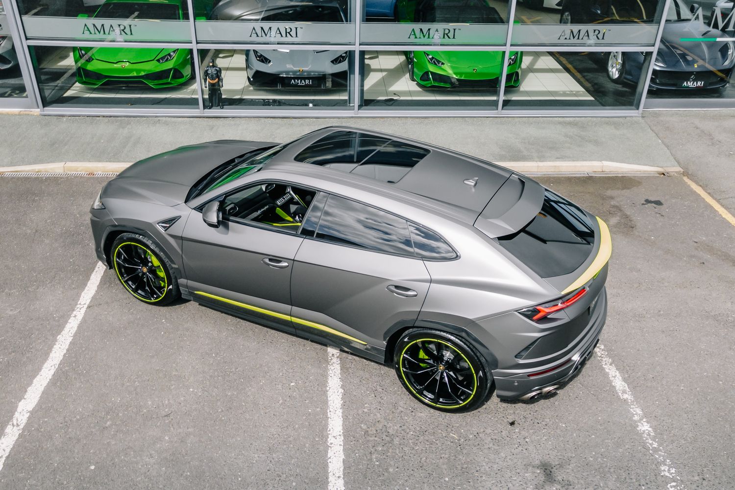 Lamborghini Urus Graphite Capsule