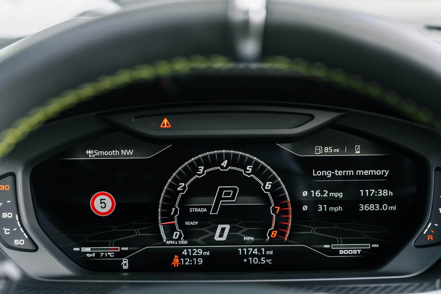 Lamborghini Urus Graphite Capsule